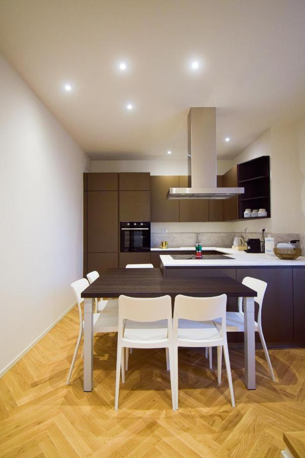 Sibilla Suite Apartment - Via Piella 14 بولونيا المظهر الخارجي الصورة