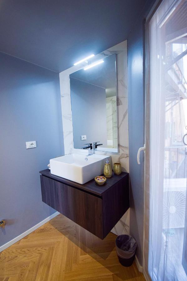 Sibilla Suite Apartment - Via Piella 14 بولونيا المظهر الخارجي الصورة